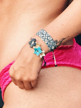Cargar imagen en el visor de la galería, Flower B BE-M-8776 (Azul, Turquesa, Beige, Hueso, Dorado)